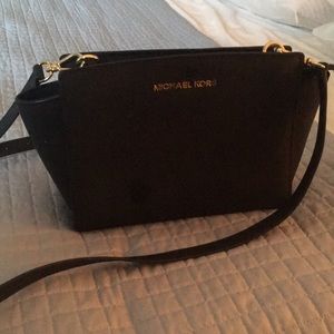 Michael Korse crossbody purse